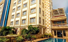 Blue River Hotel Phnom Penh 4*